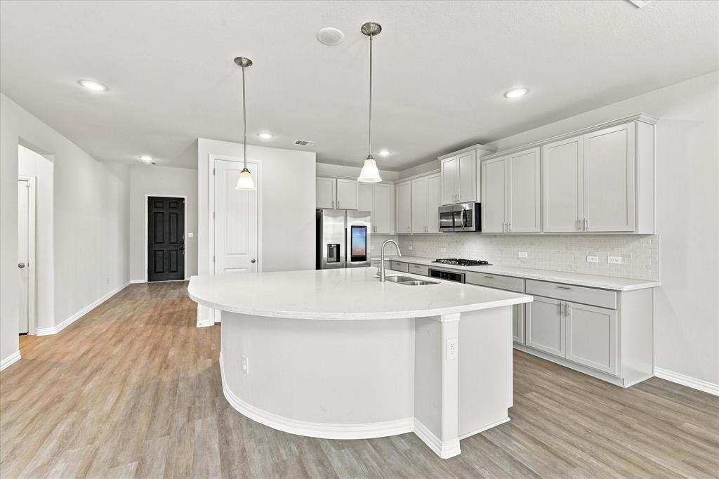 1005 Rosebay Drive Property Photo 12