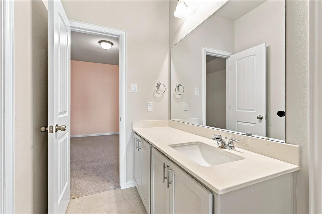 1005 Rosebay Drive Property Photo 18