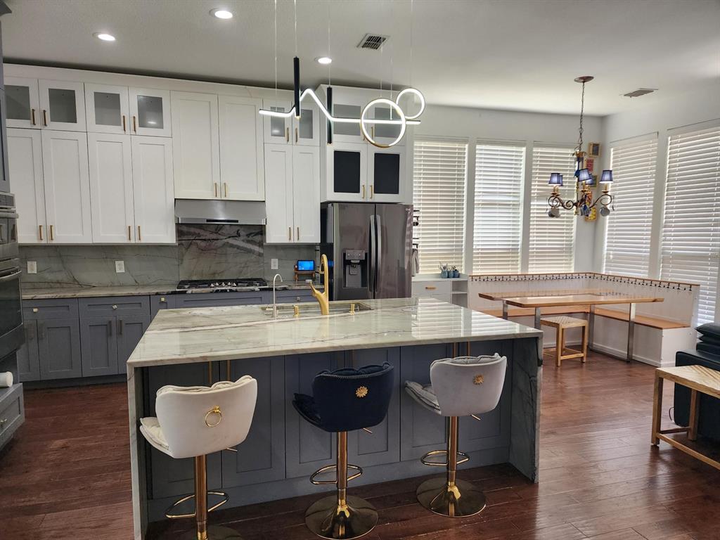 7701 Brookview Court Property Photo 11