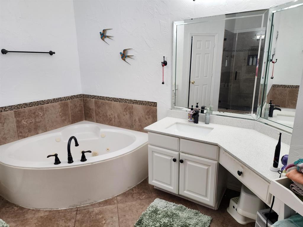 7701 Brookview Court Property Photo 14