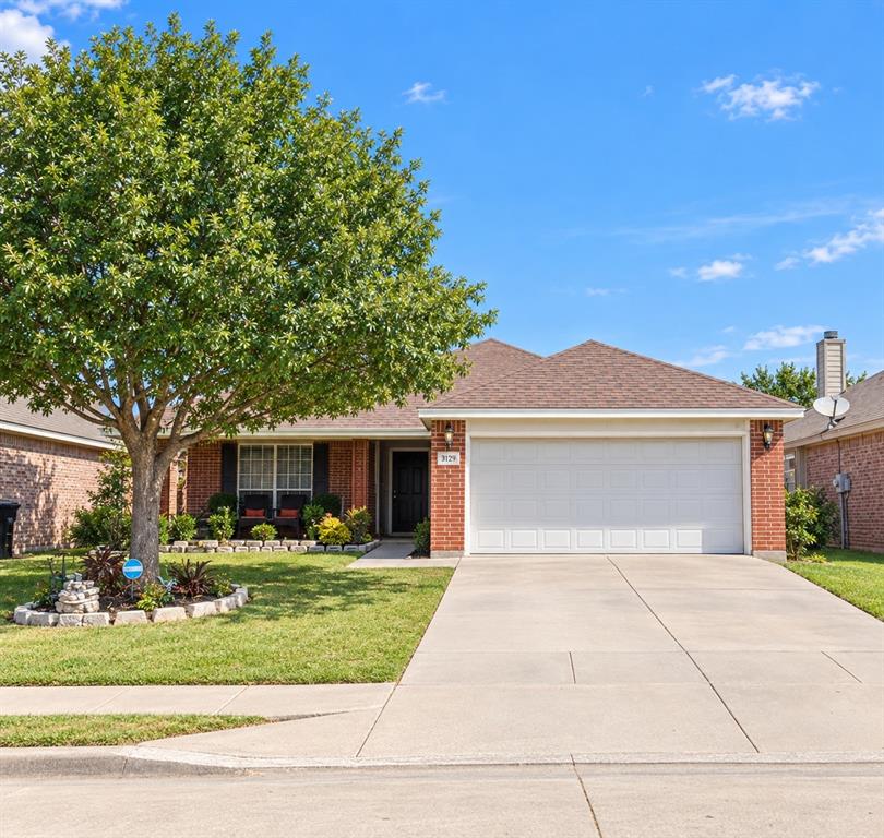 3129 Evangeline Road Property Photo 1