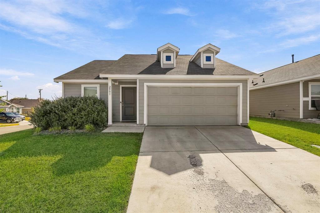 2901 Questa Street Property Photo 1