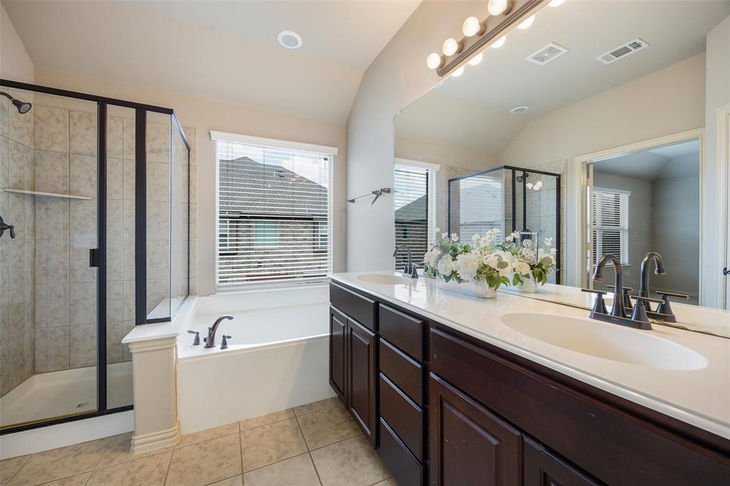 878 Caballero Drive Property Photo 12
