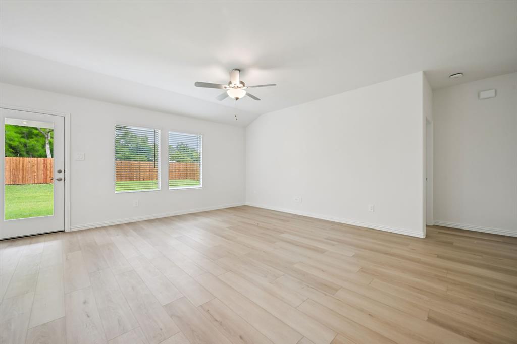2520 Nicole Drive Property Photo 12