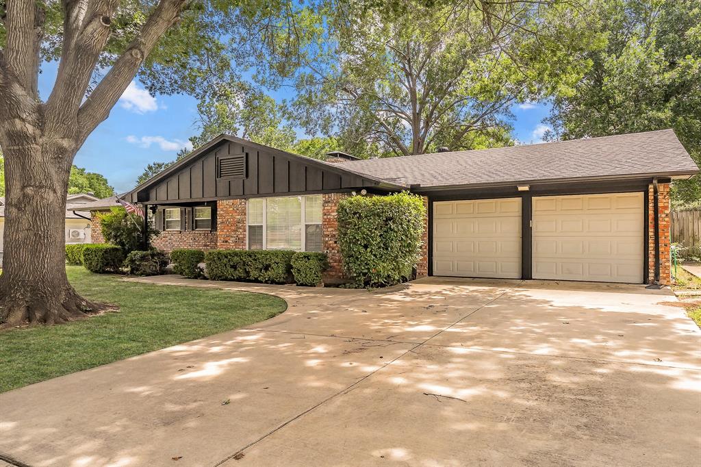 3513 Granada Drive Property Photo 1