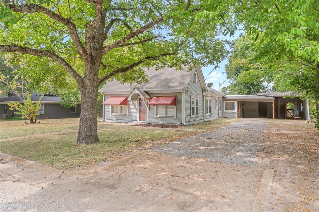 909 N Naid Street Property Photo 3