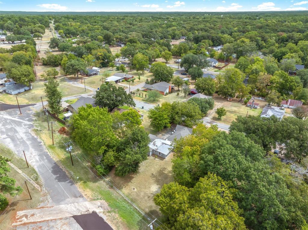 909 N Naid Street Property Photo 31