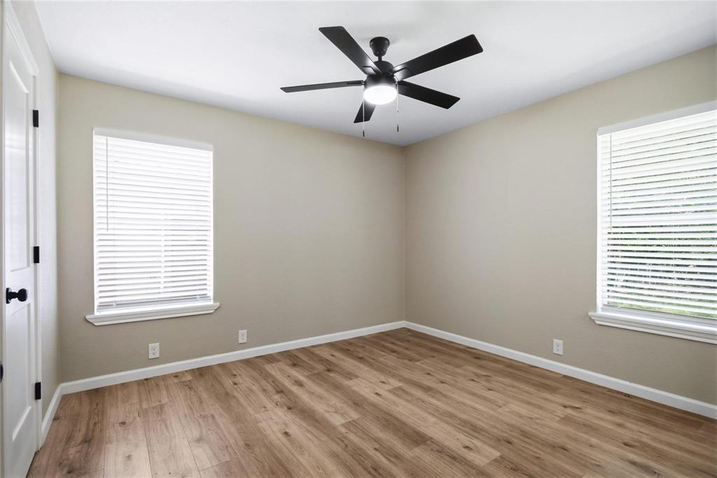 1006 N Grant Drive Property Photo 15