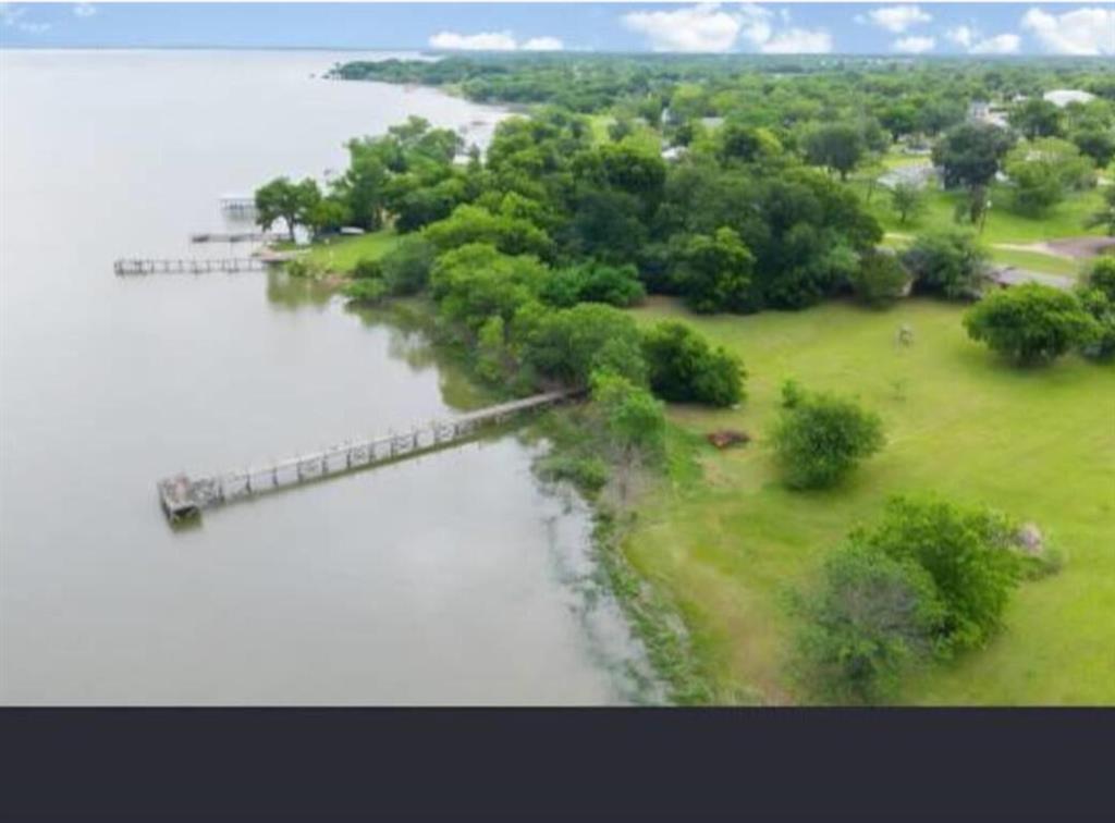 533 Ideal Circle Property Photo 2