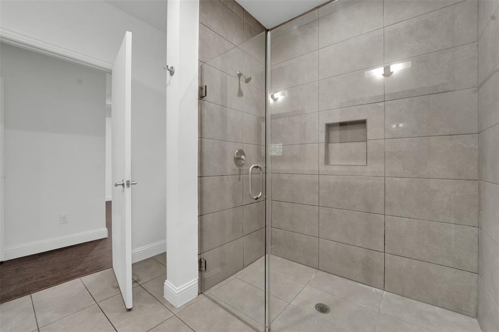 4902 Rimwood Drive Property Photo 20