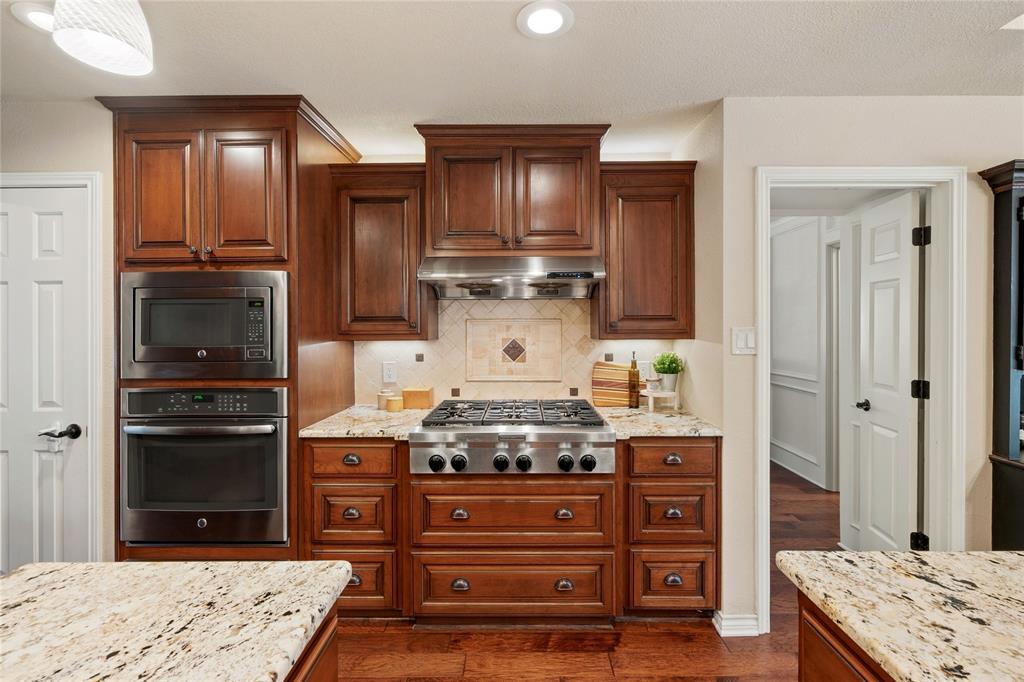 3005 Glasgow Drive Property Photo 11