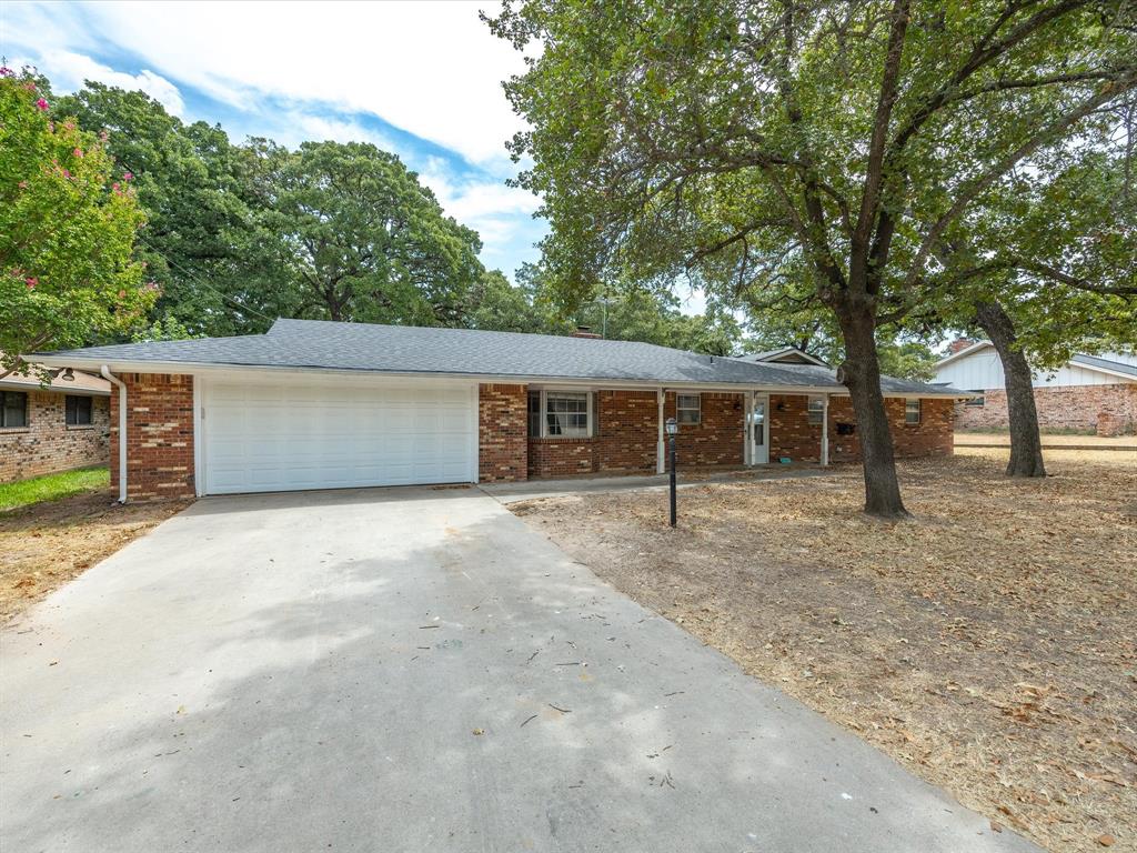3107 S Lipsey Street Property Photo 1