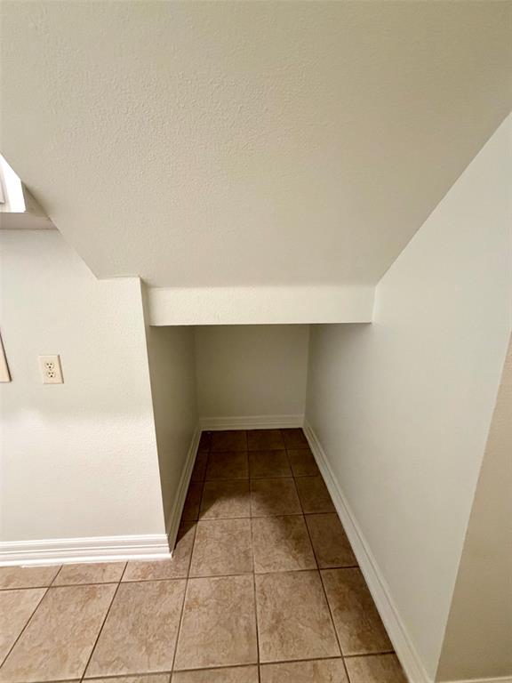 3903 Le Brooke Lane Property Photo 22