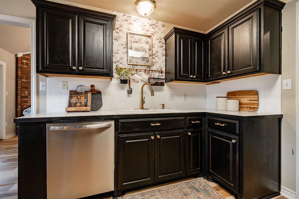 1701 Smith Drive Property Photo 18