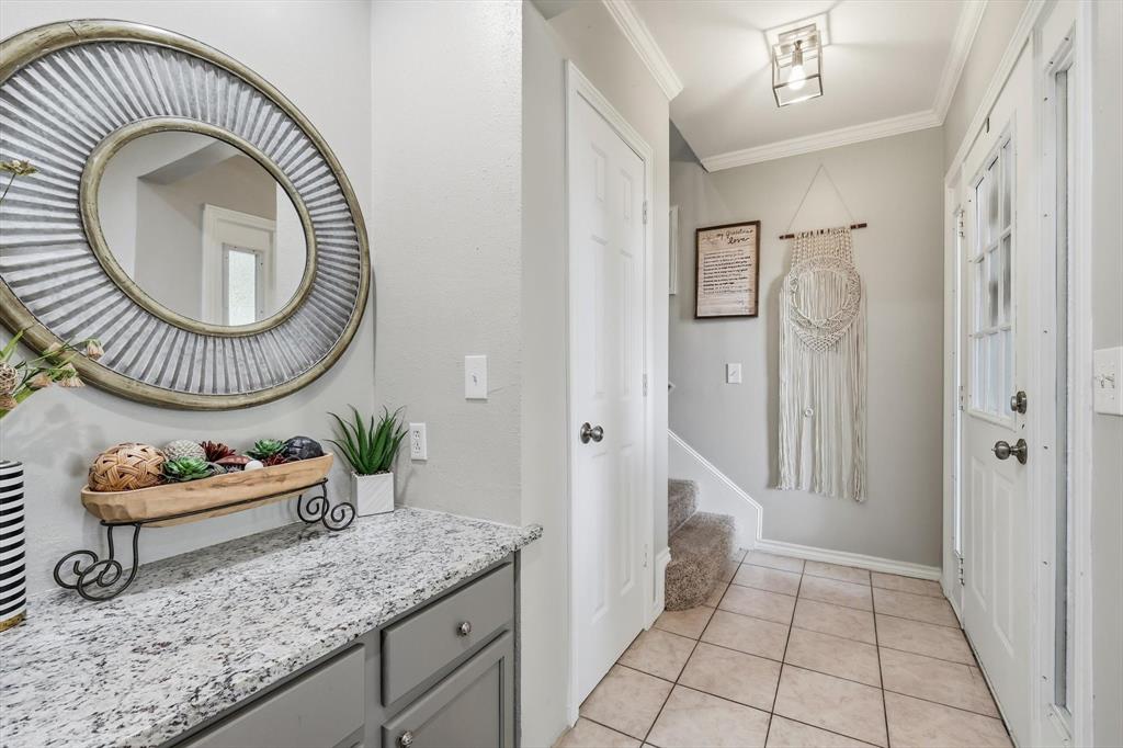 136 Cobblestone Row Property Photo 2