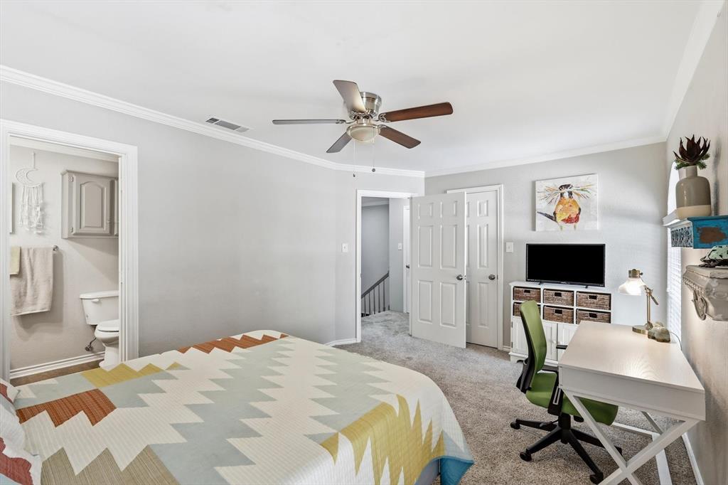 136 Cobblestone Row Property Photo 12