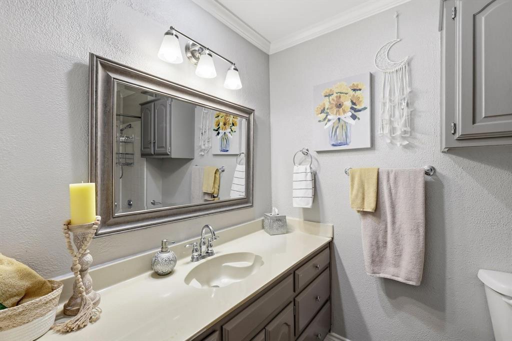 136 Cobblestone Row Property Photo 13