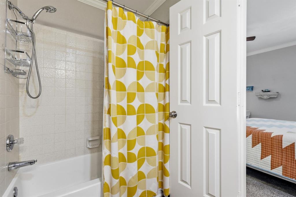 136 Cobblestone Row Property Photo 14