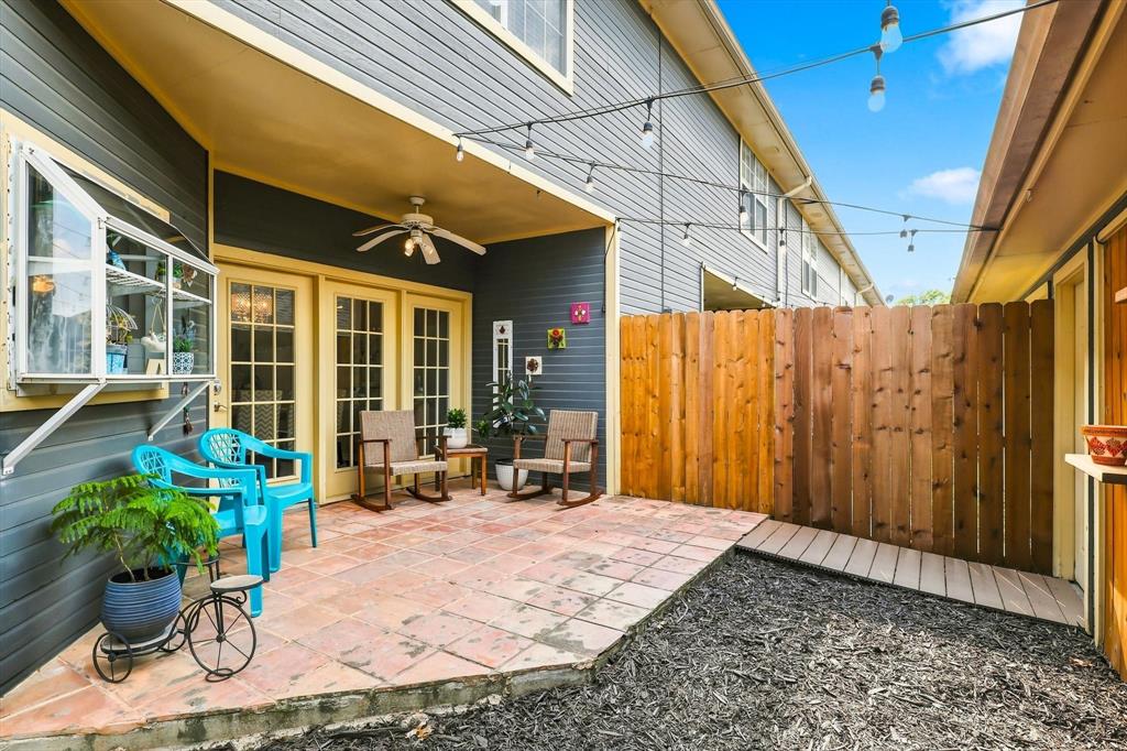 136 Cobblestone Row Property Photo 24