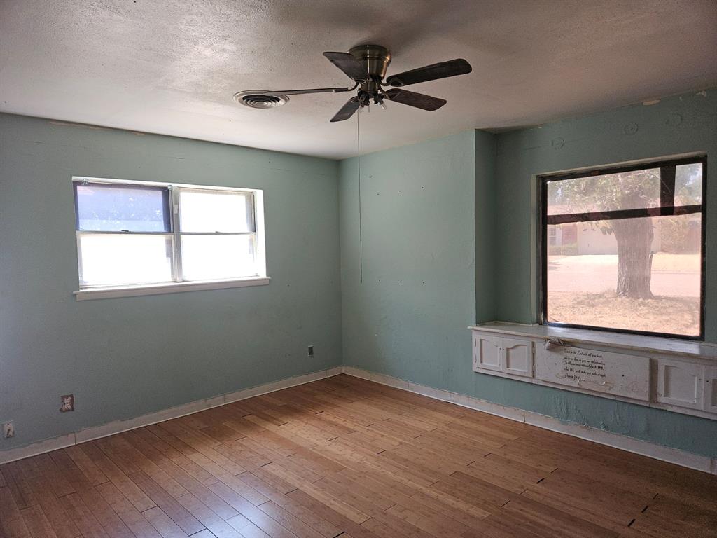 1473 Meadowbrook Drive Property Photo 20