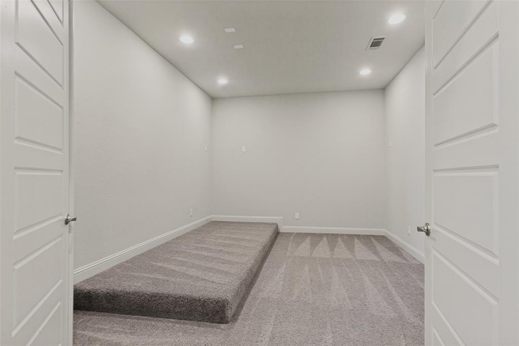 1721 Hudson Drive Property Photo 6