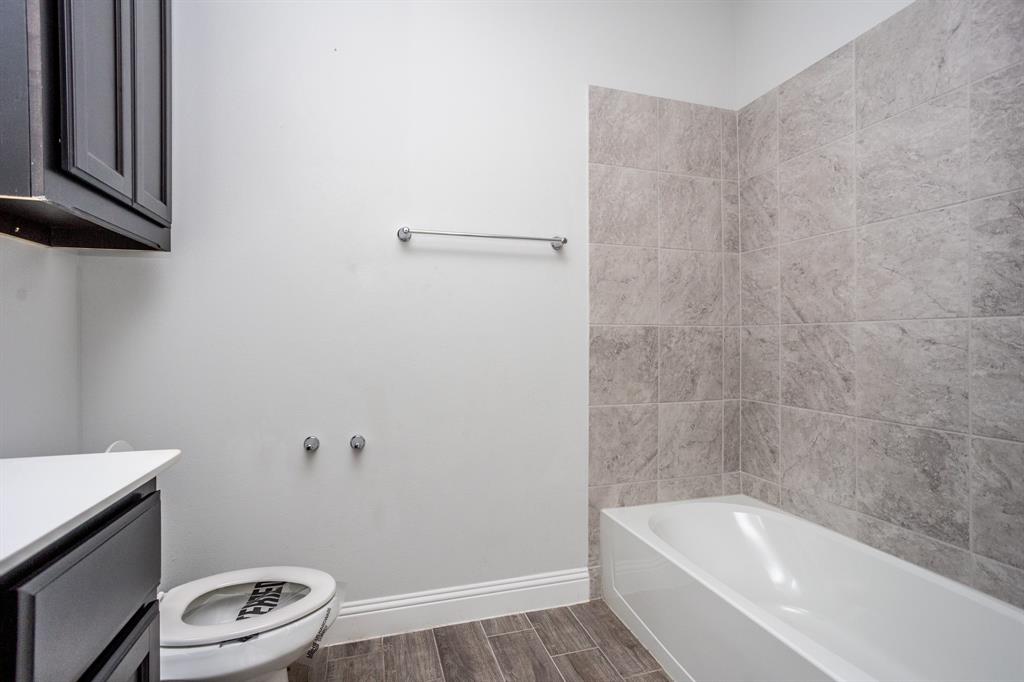 118 Sycamore Street Property Photo 22