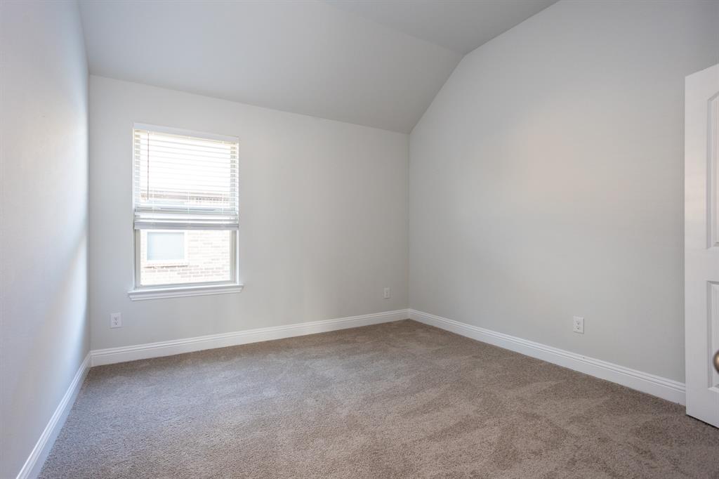 118 Sycamore Street Property Photo 23