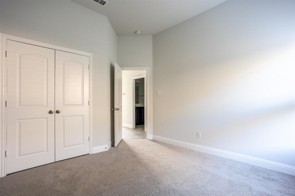 118 Sycamore Street Property Photo 24