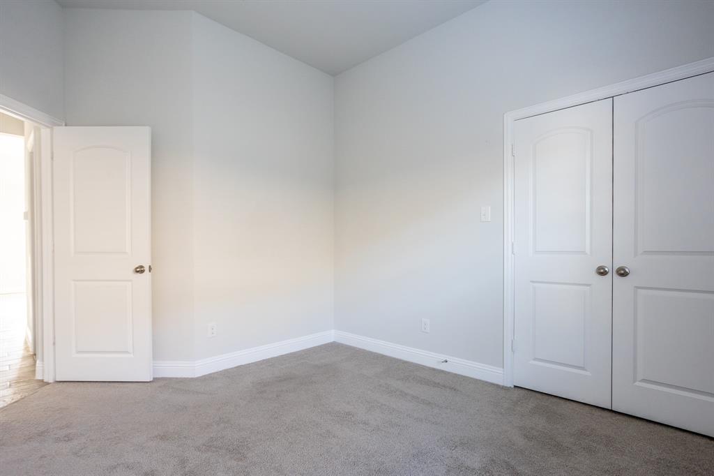 118 Sycamore Street Property Photo 27