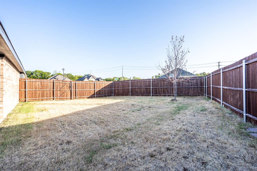 118 Sycamore Street Property Photo 31