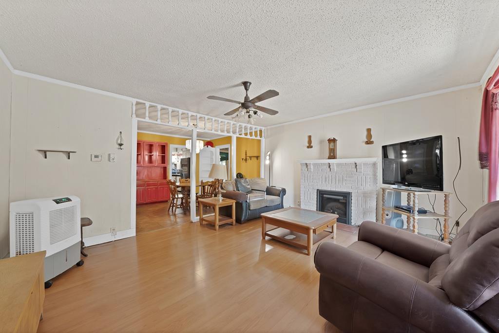515 Frontier Street Property Photo 8
