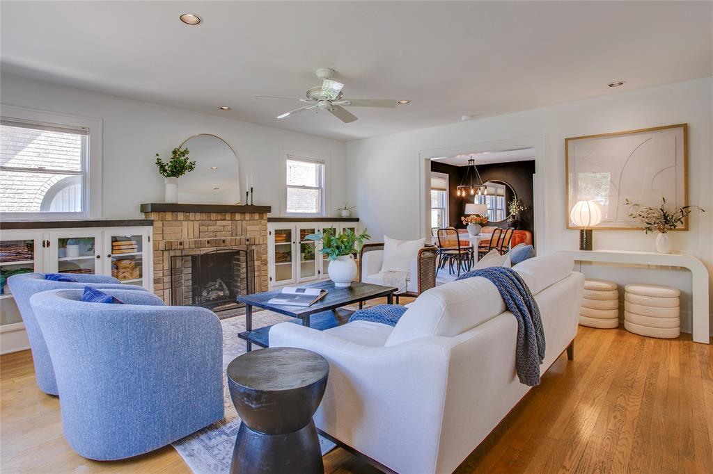 1038 N Edgefield Avenue Property Photo 4