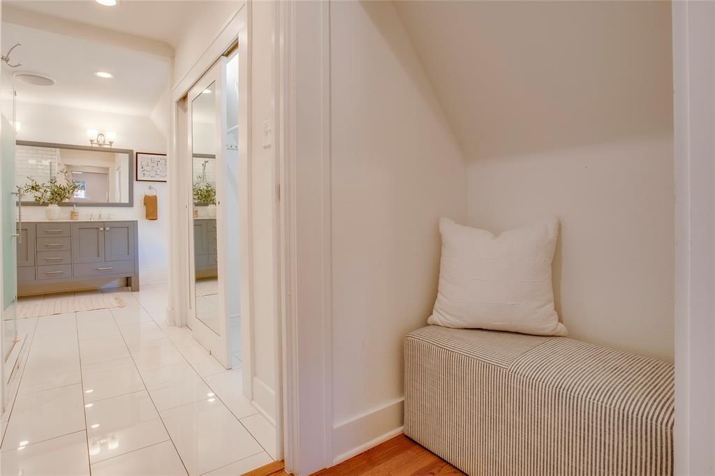 1038 N Edgefield Avenue Property Photo 29