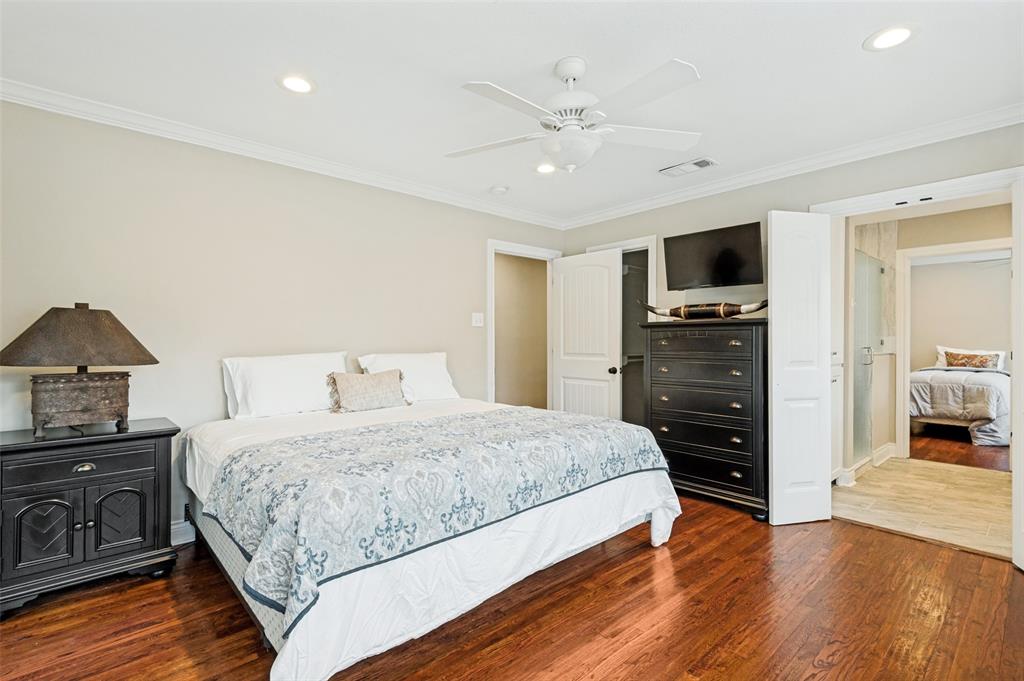 928 N Irving Heights Drive Property Photo 1