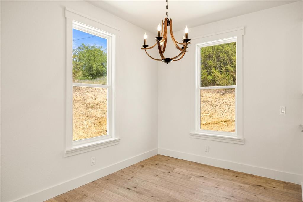 4470 Skyline Drive Property Photo 11