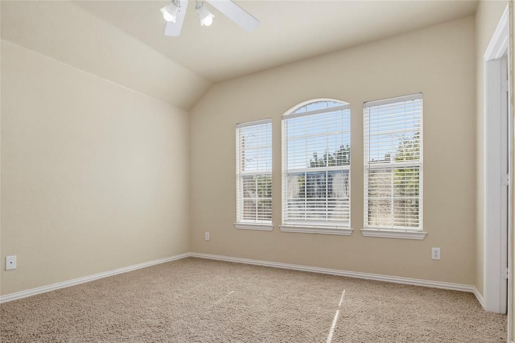 630 Waterview Drive Property Photo 4