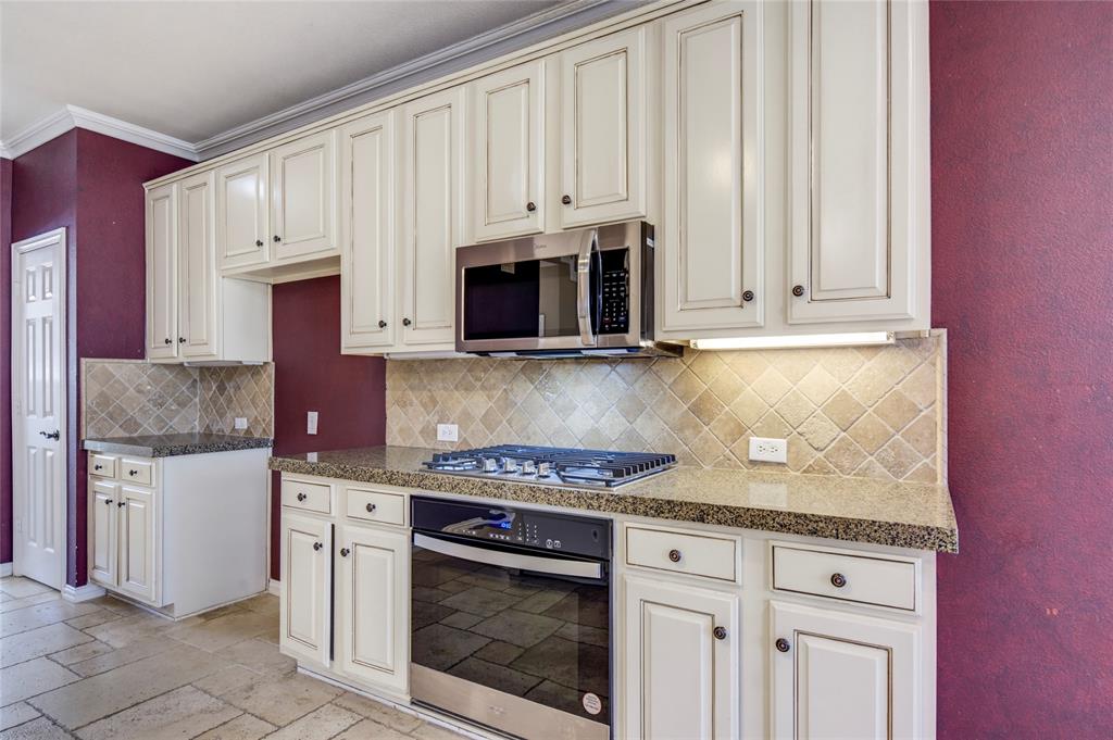 630 Waterview Drive Property Photo 13