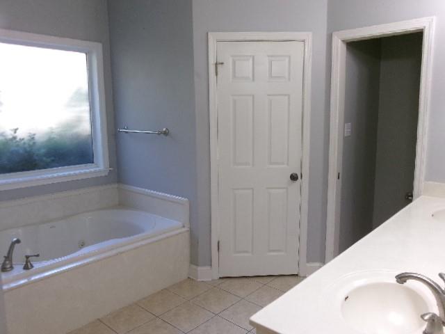 2425 Churchill Drive Property Photo 13