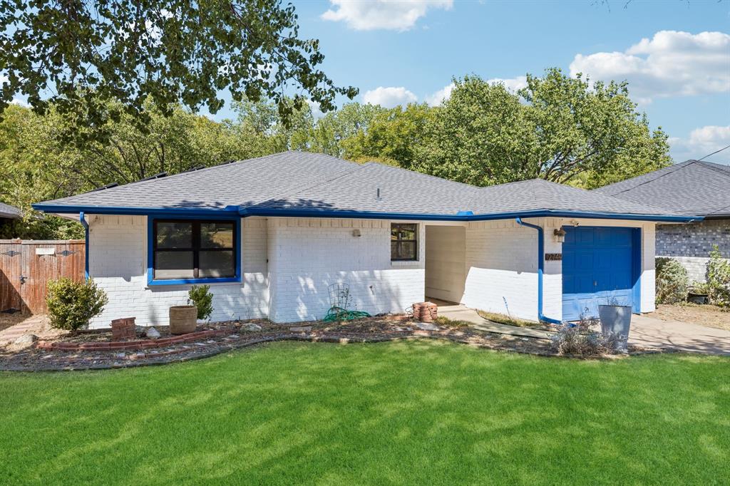 2749 Buna Drive Property Photo 1