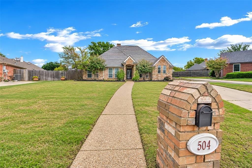 504 Quail Cove Court Property Photo 2