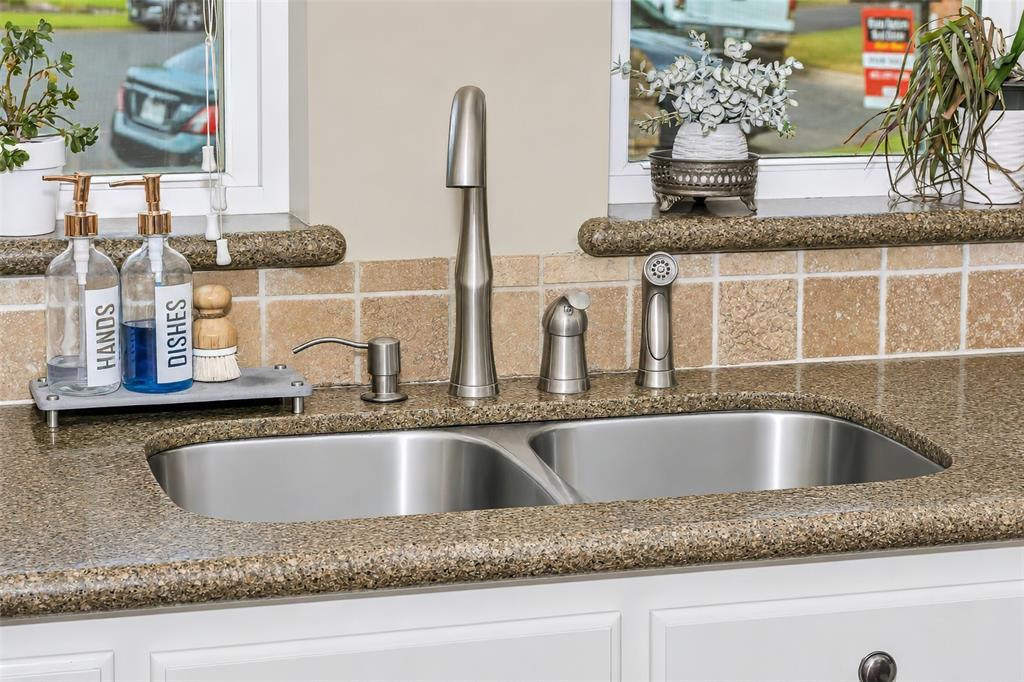 504 Quail Cove Court Property Photo 25