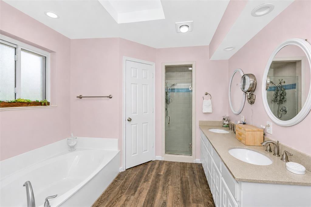 504 Quail Cove Court Property Photo 30