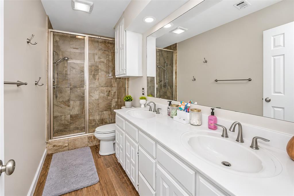 504 Quail Cove Court Property Photo 33