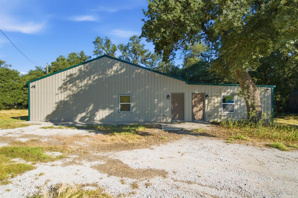 87671 Ih 20 Property Photo 3