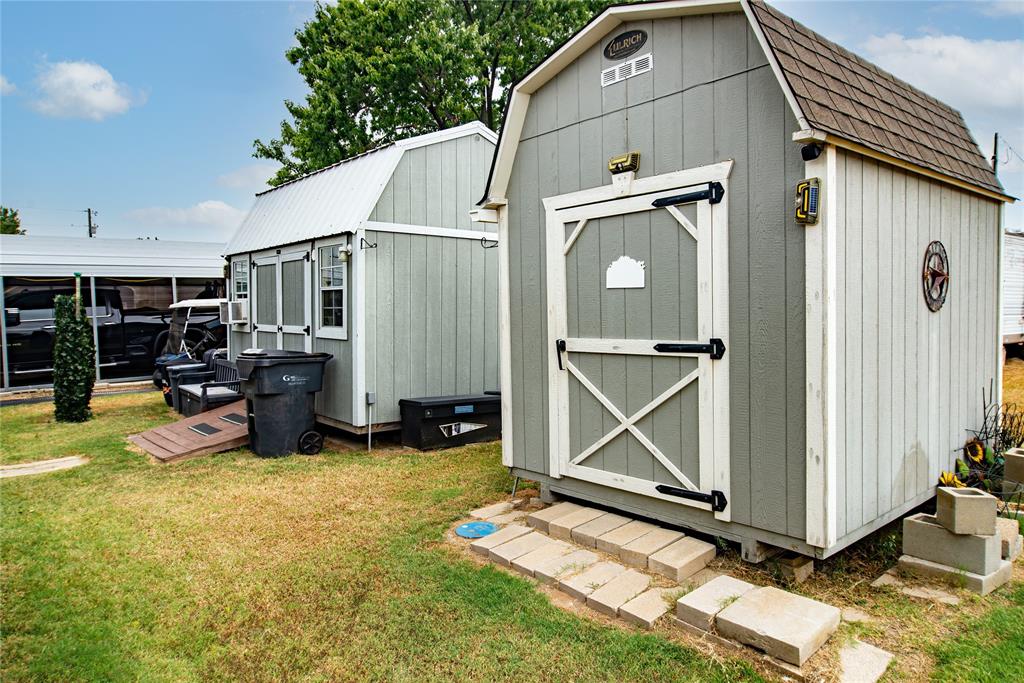 540 Waterfront Property Photo 22