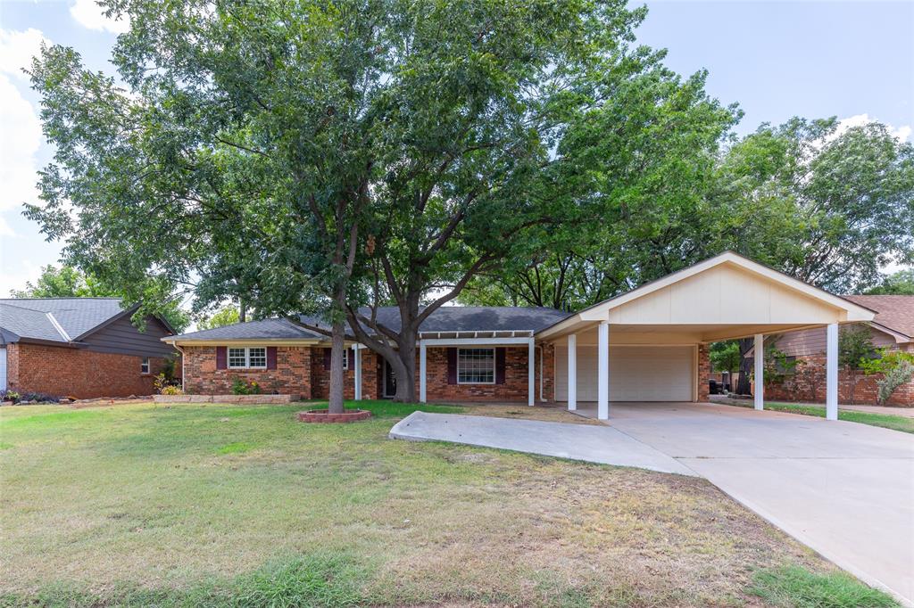 2234 Brentwood Drive Property Photo 2