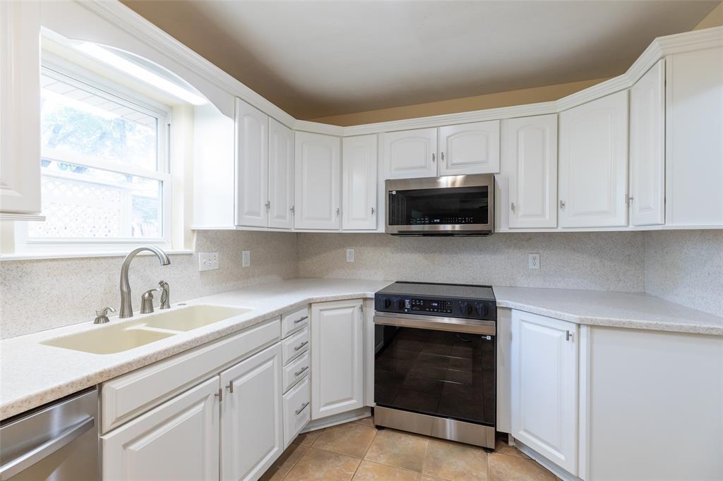 2234 Brentwood Drive Property Photo 17