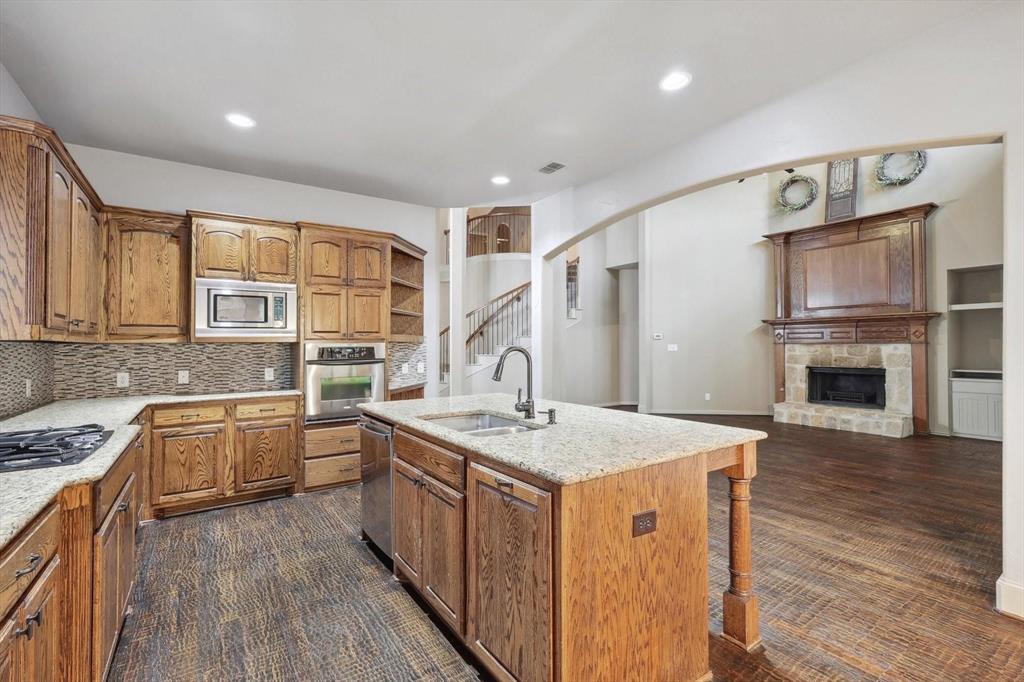 1132 Claire Street Property Photo 8