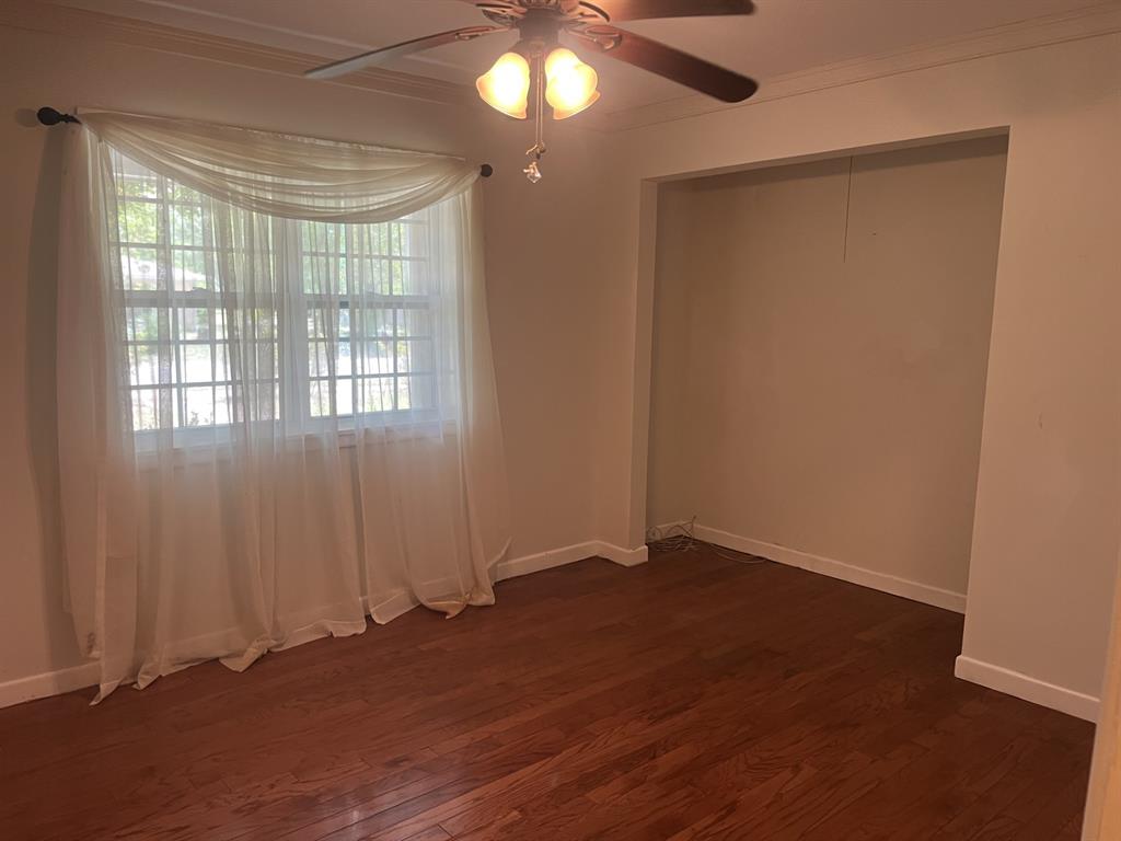 705 4th Property Photo 20