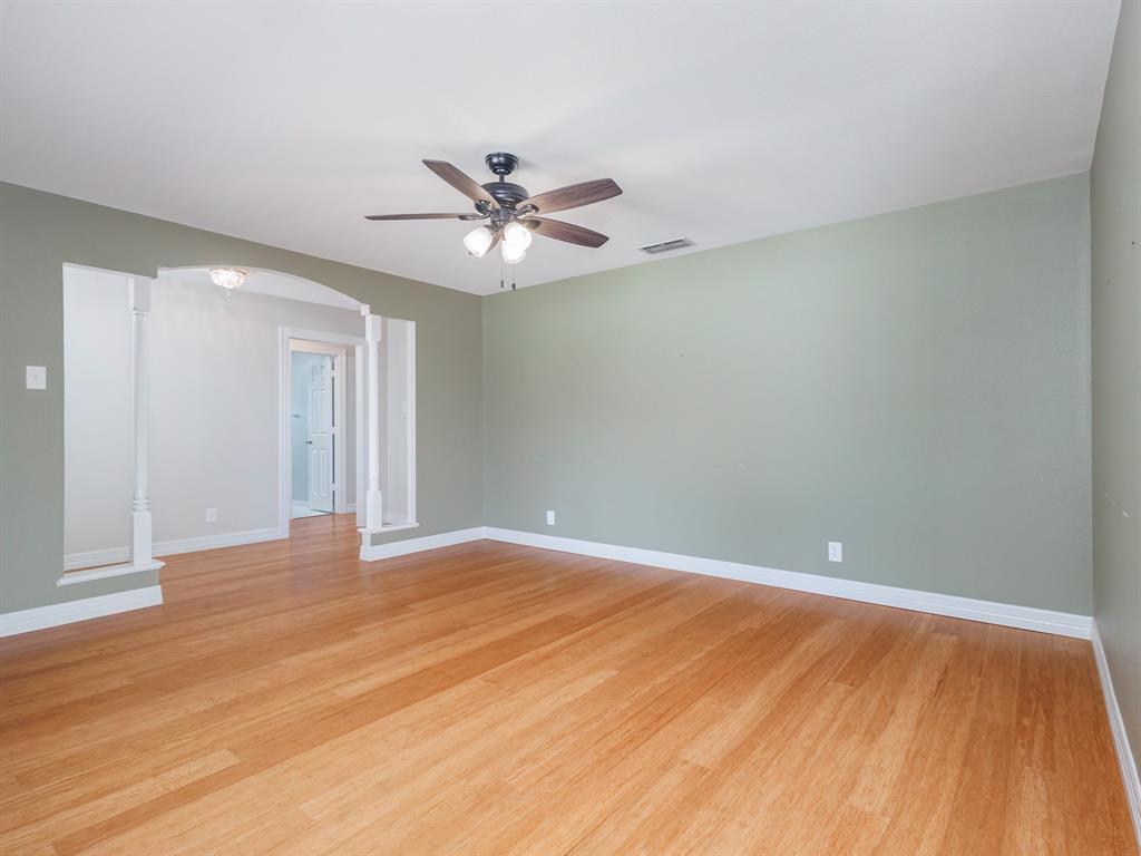 1301 Hillcrest Street Property Photo 12